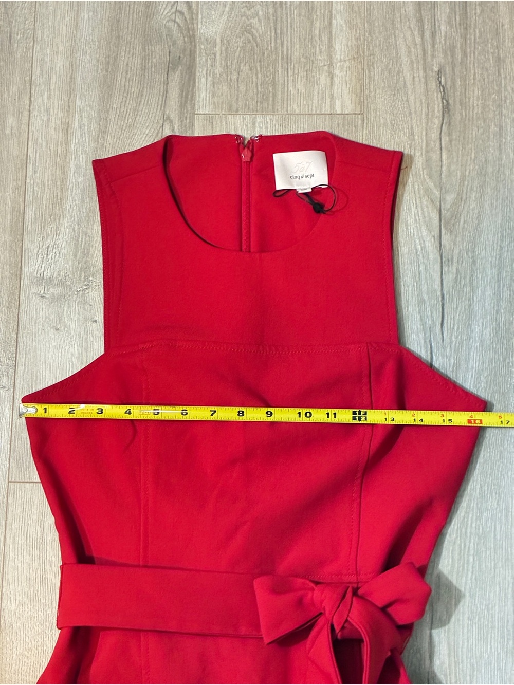 Cinq à Sept Red NWT Belted Flounce Hem Dress Size 8 Sleeveless Cocktail - Picture 6 of 9